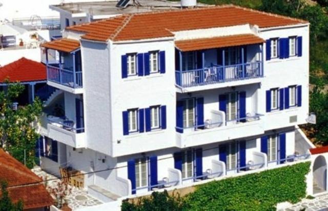 Galini Hellenic Hospitality Aparthotel Patitiri  Bagian luar foto
