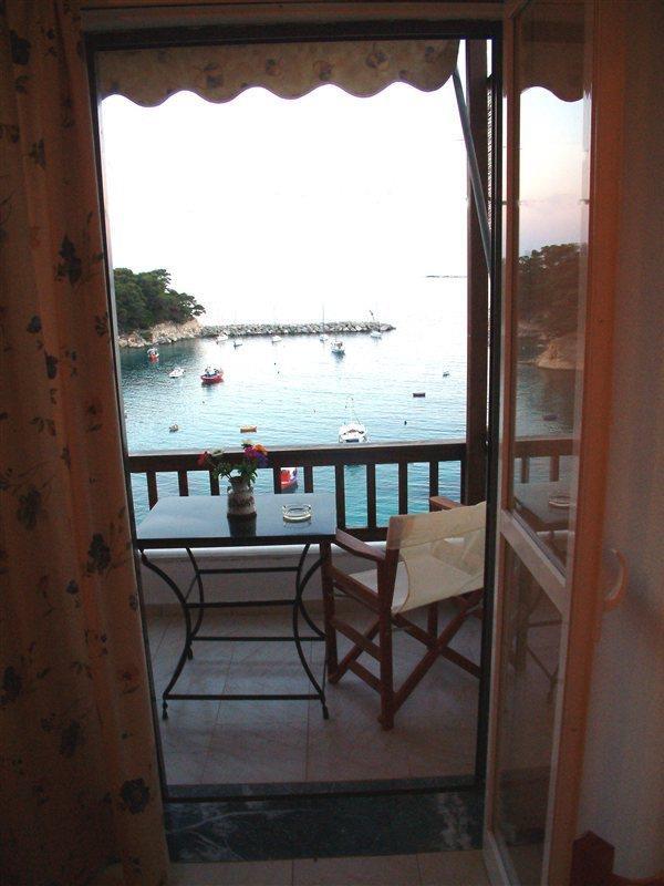 Galini Hellenic Hospitality Aparthotel Patitiri  Bagian luar foto
